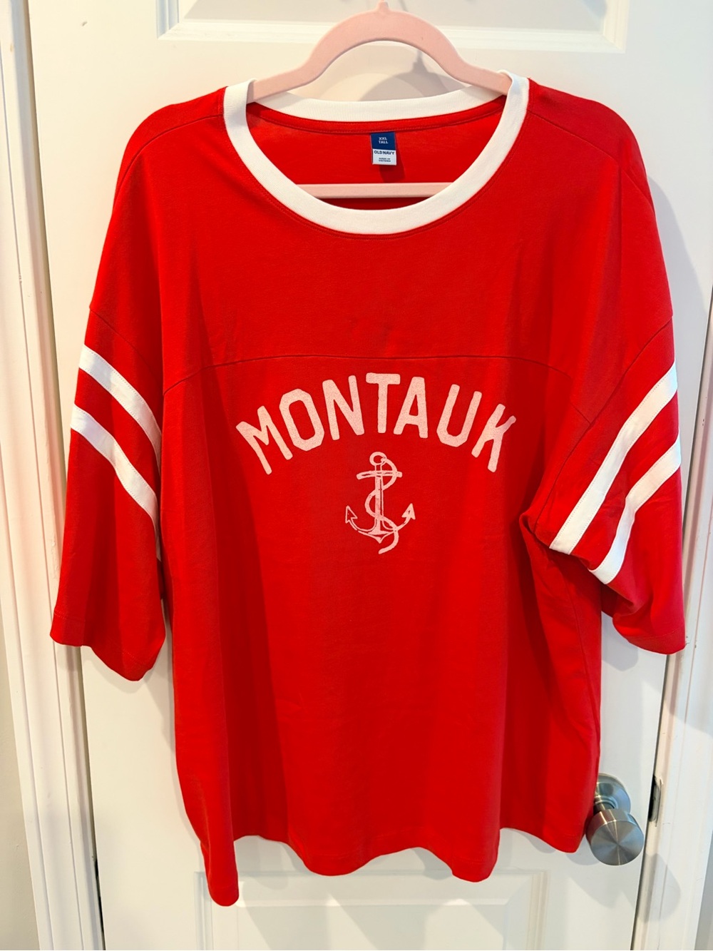 Old Navy Women’s Montauk Red Graphic Tee with White Trim Size XXL Tall